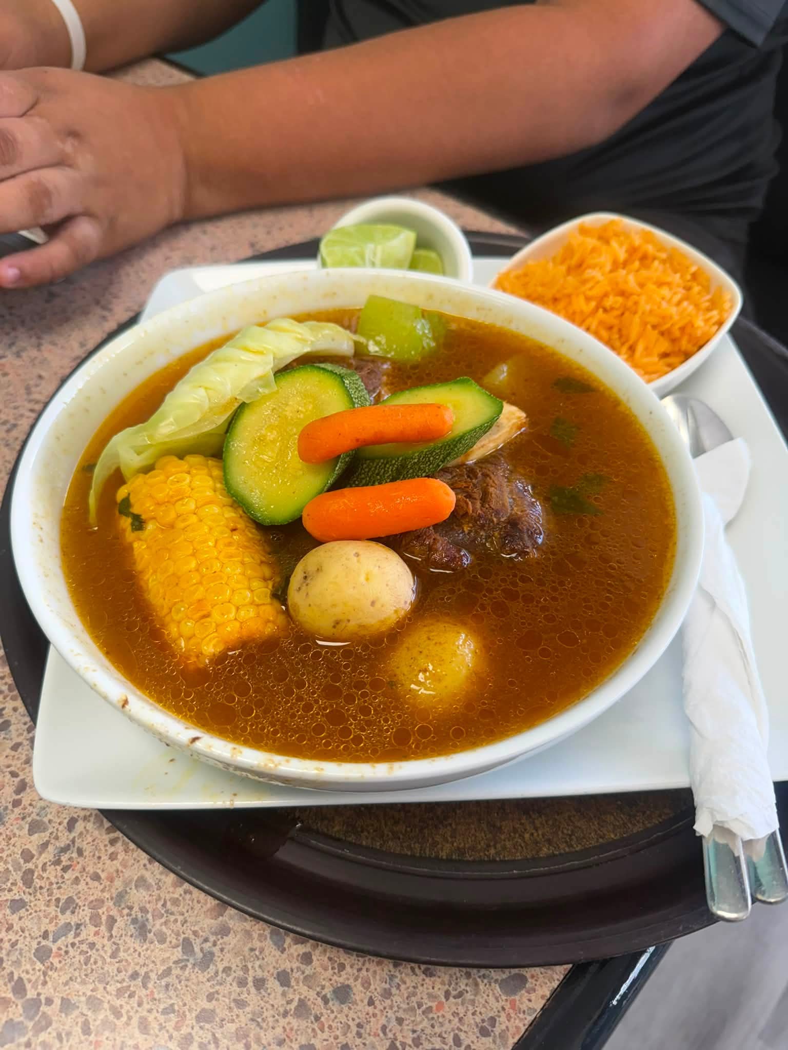🌮🇲🇽 ¿Antojo de Carnitas, Chicharrón o Barbacoa? ¡Ven a Carnitas y Chicharrones El Johnny y Disfruta el Verdadero Sabor Casero! Houston, Texas.